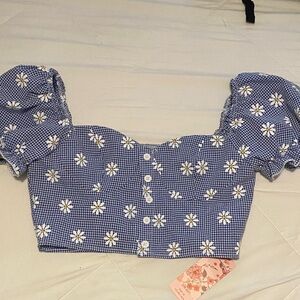 Blue Gingham Puff Sleeve Top with Daisy Print